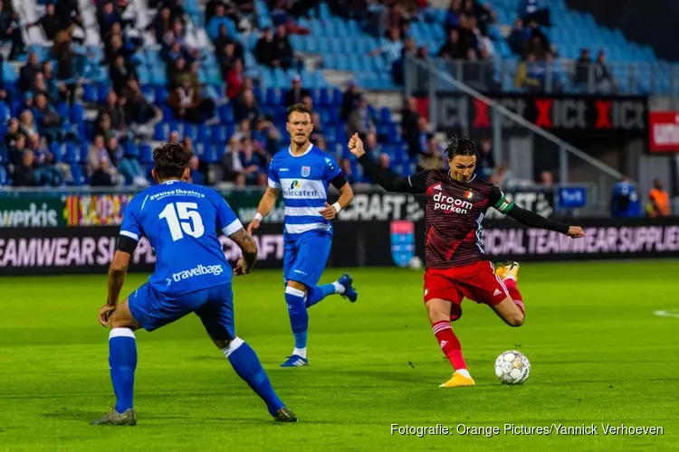 Berghuis schiet Feyenoord langs PEC Zwolle