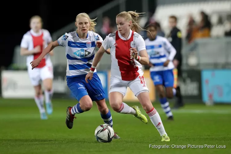 Ajax-vrouwen terug aan kop na winst op PEC Zwolle