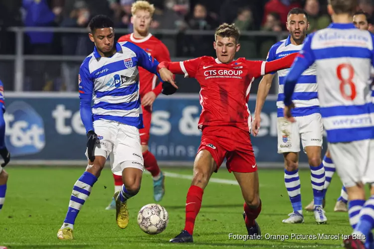 Jong AZ niet opgewassen tegen koploper PEC Zwolle