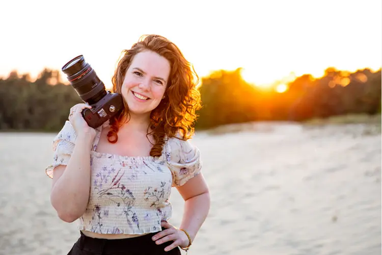 Lerarentekort en toch een carrièreswitch: Kyra (24) was eerst juf en is nu fotograaf