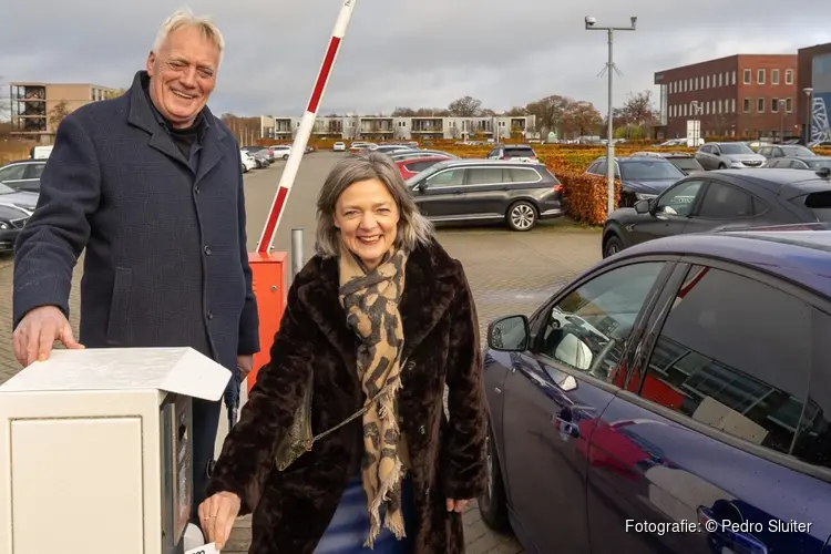 Proef met Slim Parkeren van start in Oosterenk